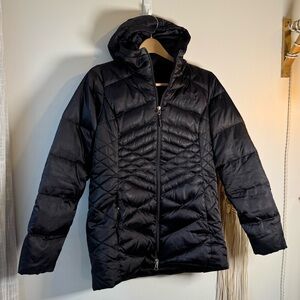 EUC The North Face 550 Black Shiny Down Puffer Black Quilted Jacket M